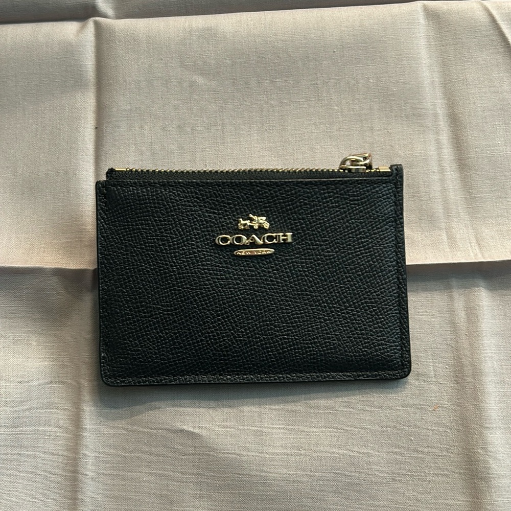 Coach card holder with key chain inside
